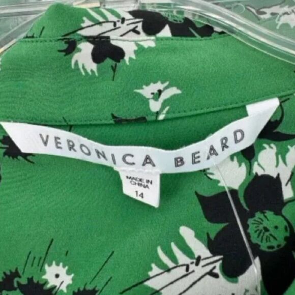 EUC Veronica Beard Carmine Ruched-Sleeve Silk Button-Front Blouse – Green Floral - Picture 7 of 7